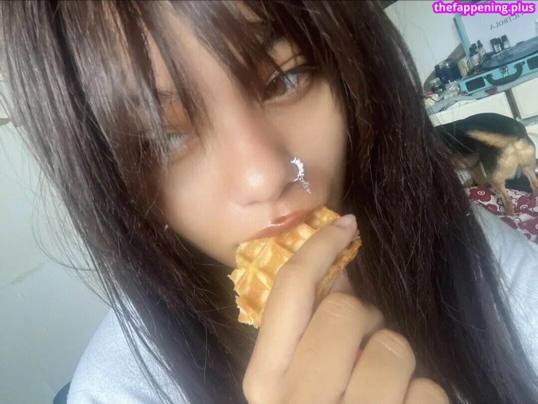 0.5sseraphim / 05Sseraphims Φωτογραφία Γυμνών OnlyFans #2