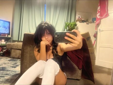 Full leaked Sseraphims private onlyfans photo