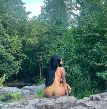 Full leaked Parisrx private onlyfans photo