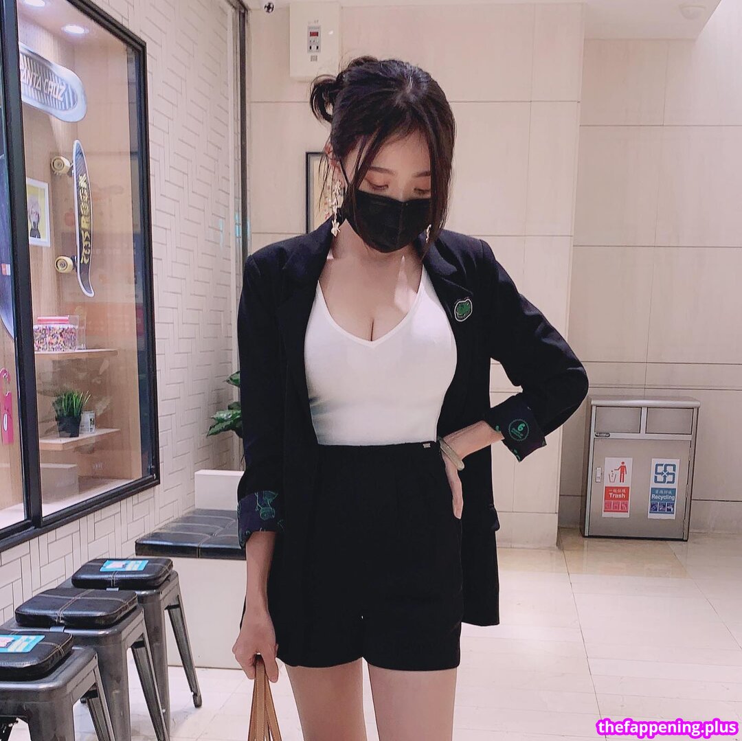 1.ynce_ / 1Ynce / https: Naken OnlyFans Foto #21