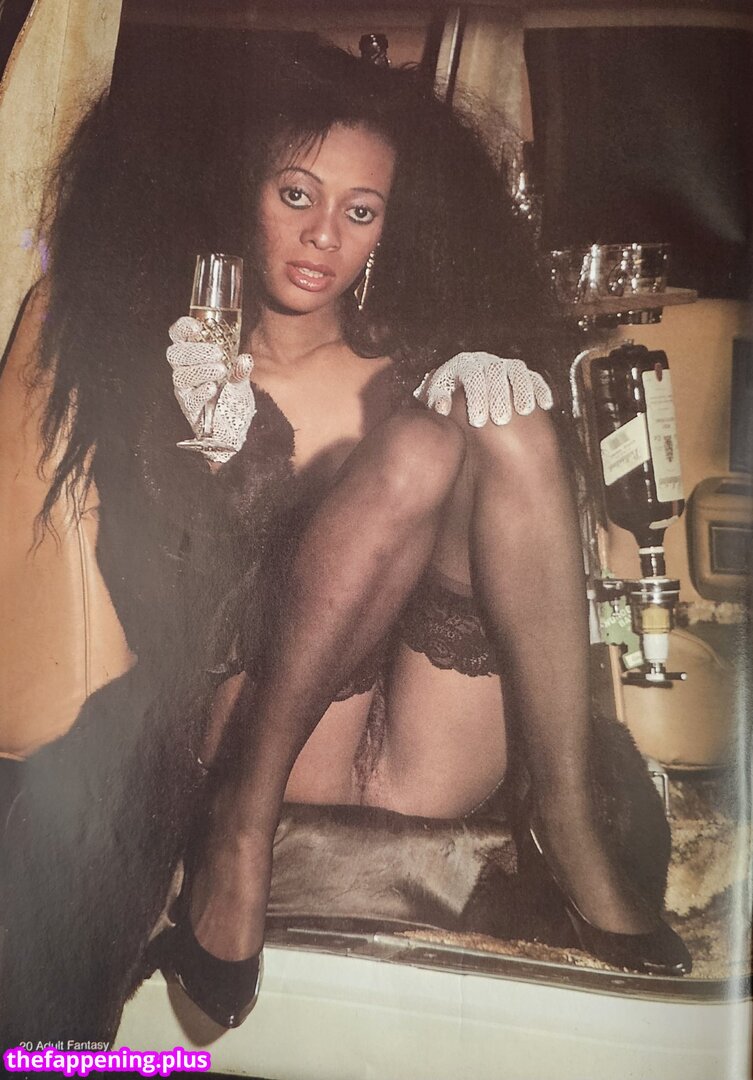 1980'S & Early 90'S Page 3 Girls / GlamourTeaJames / https: / mariawhittaker Foto OnlyFans Nuda #985