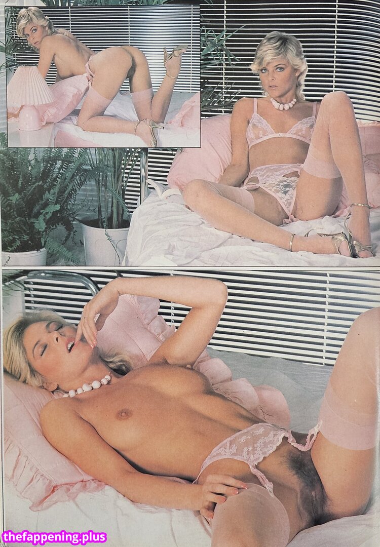 1980'S & Early 90'S Page 3 Girls / GlamourTeaJames / https: / mariawhittaker Foto OnlyFans Nua #1459