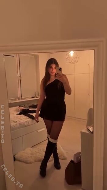 Full leaked Jarla private onlyfans photo