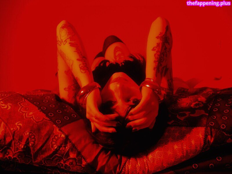 302ina / 302ina_ Φωτογραφία Γυμνών OnlyFans #10