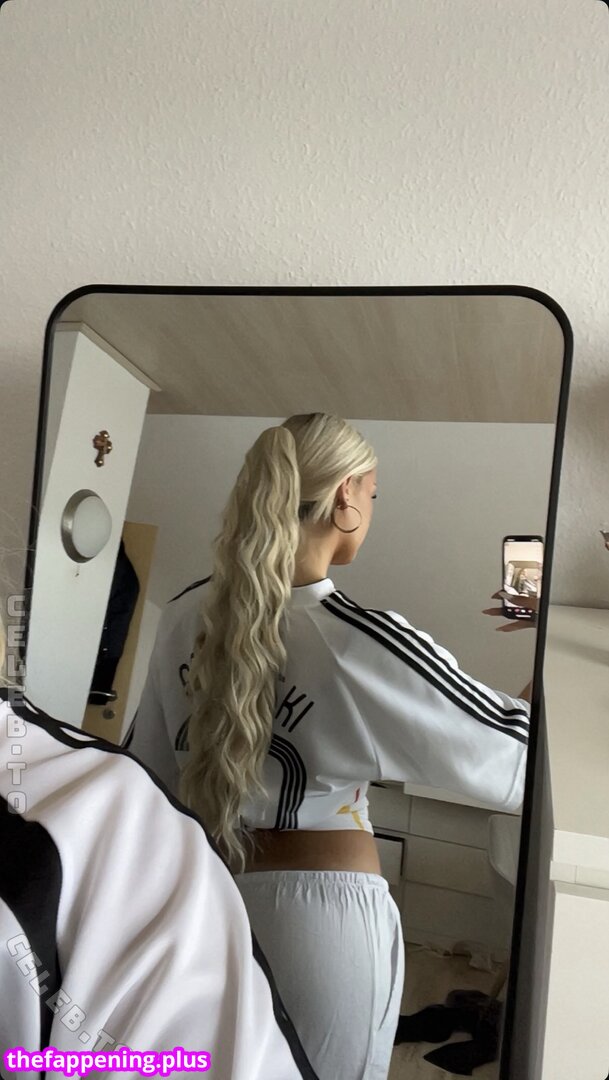 44.hanaa / 44.hanaaa Nude OnlyFans Photo #13