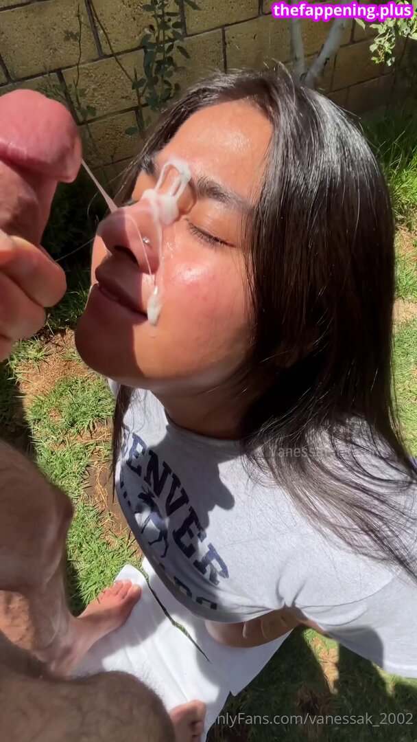 444Vanessa / 444vanessak / bougie_vee / vanessak_2002 Nude OnlyFans Photo #12