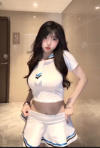 Full leaked Sunnyyy private onlyfans photo