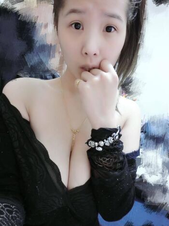 Full leaked Iris private onlyfans photo