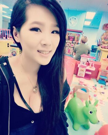 Full leaked Iris private onlyfans photo