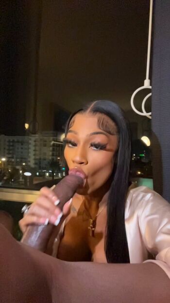 Full leaked Exclusivbaddie private onlyfans photo