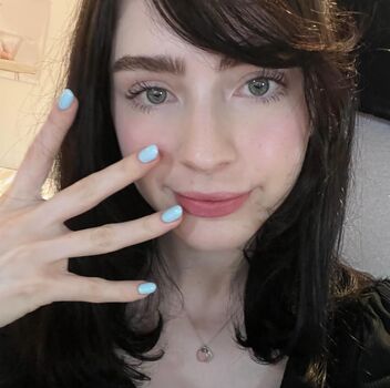 Full leaked Elle private onlyfans photo