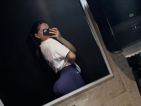 Full leaked Itsmenazli page private onlyfans photo