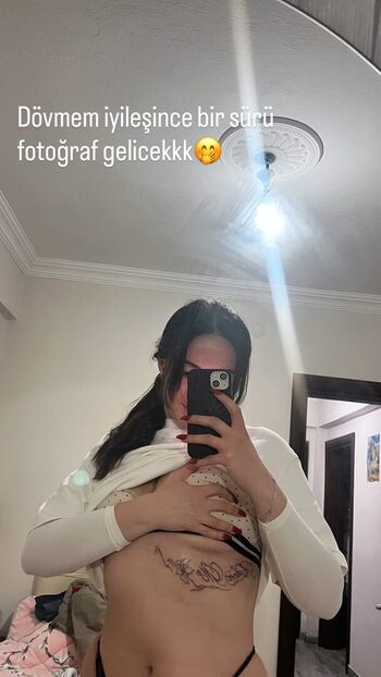 Full leaked Itsmenazli page private onlyfans photo