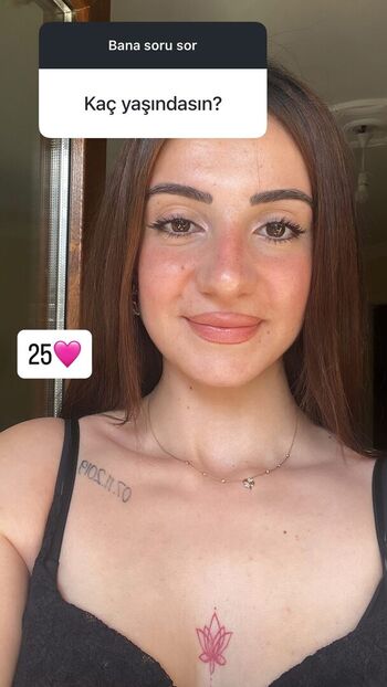 Full leaked Itsmenazli page private onlyfans photo