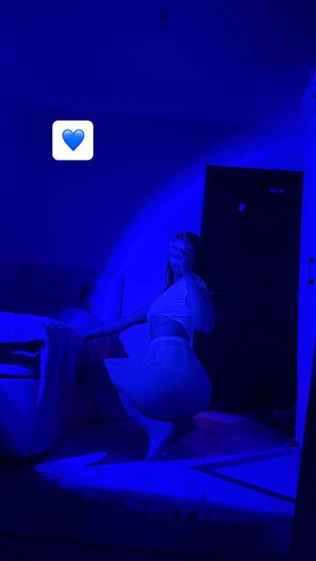 Full leaked Itsmenazli private onlyfans photo