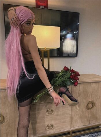 Full leaked Lyjune private onlyfans photo