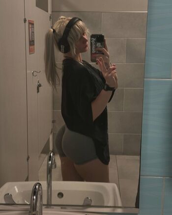 Full leaked Nattynat page private onlyfans photo