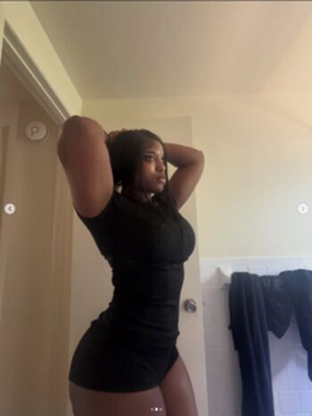 Full leaked Tii red private onlyfans photo