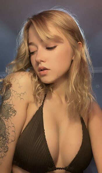Full leaked Aak private onlyfans photo