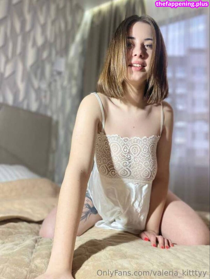 _aaanastasiii / valeria_kitttyy Naken OnlyFans Foto #3