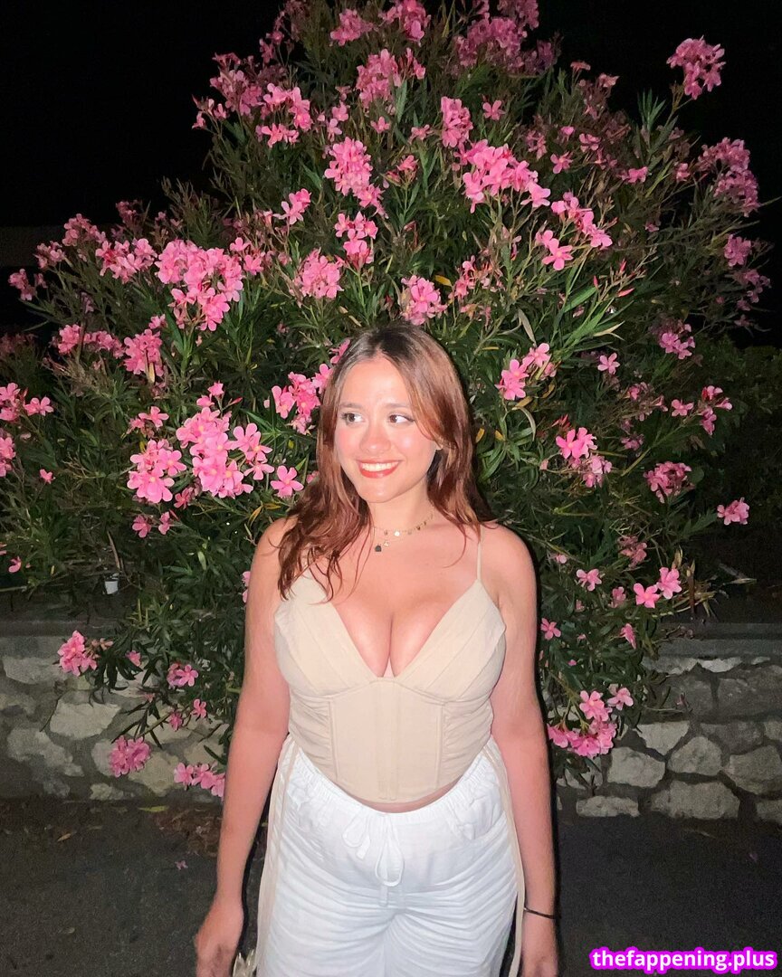 Aadhira Krishna / aadhirakrishna Çıplak OnlyFans Fotoğrafı #14