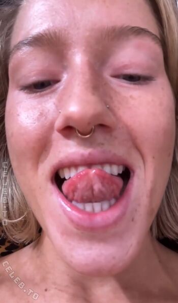 Full leaked Aalanajade private onlyfans photo
