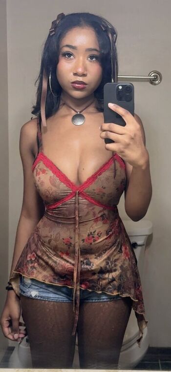 Full leaked Aaliyahvoodoo private onlyfans photo