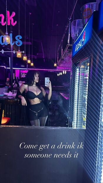 Full leaked Aaliyeezy page private onlyfans photo