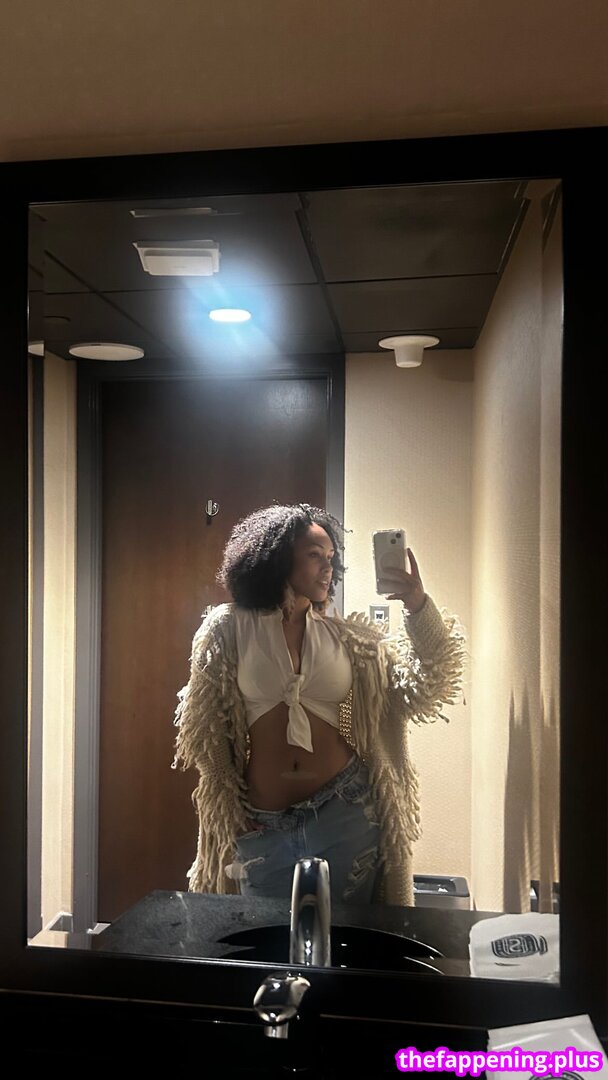 Aaliyeezy / theallierae Foto OnlyFans Nuda #386