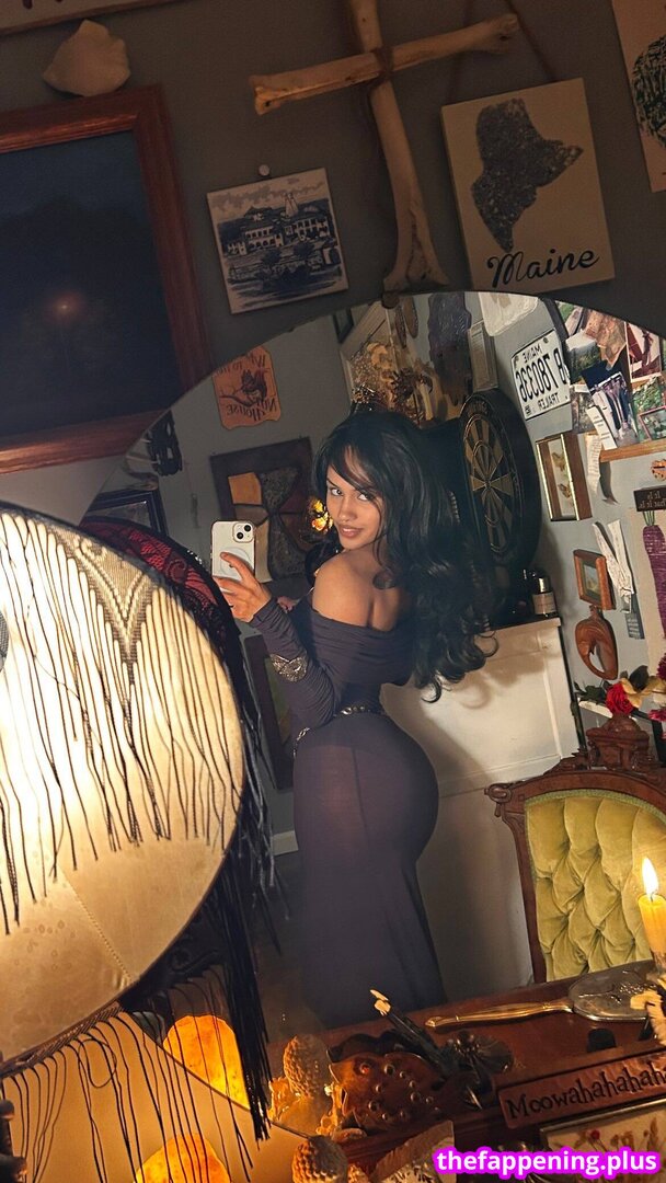 Aaliyeezy Foto OnlyFans Nua #397