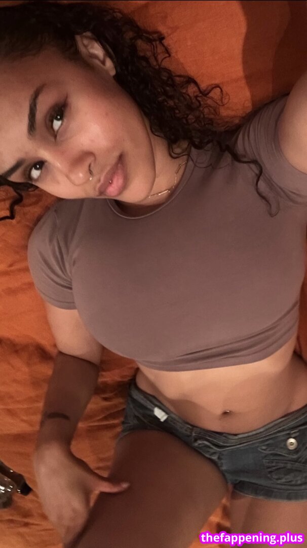 Aaliyeezy / theallierae Çıplak OnlyFans Fotoğrafı #414