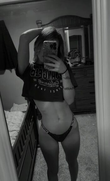 Full leaked Aalli page private onlyfans photo