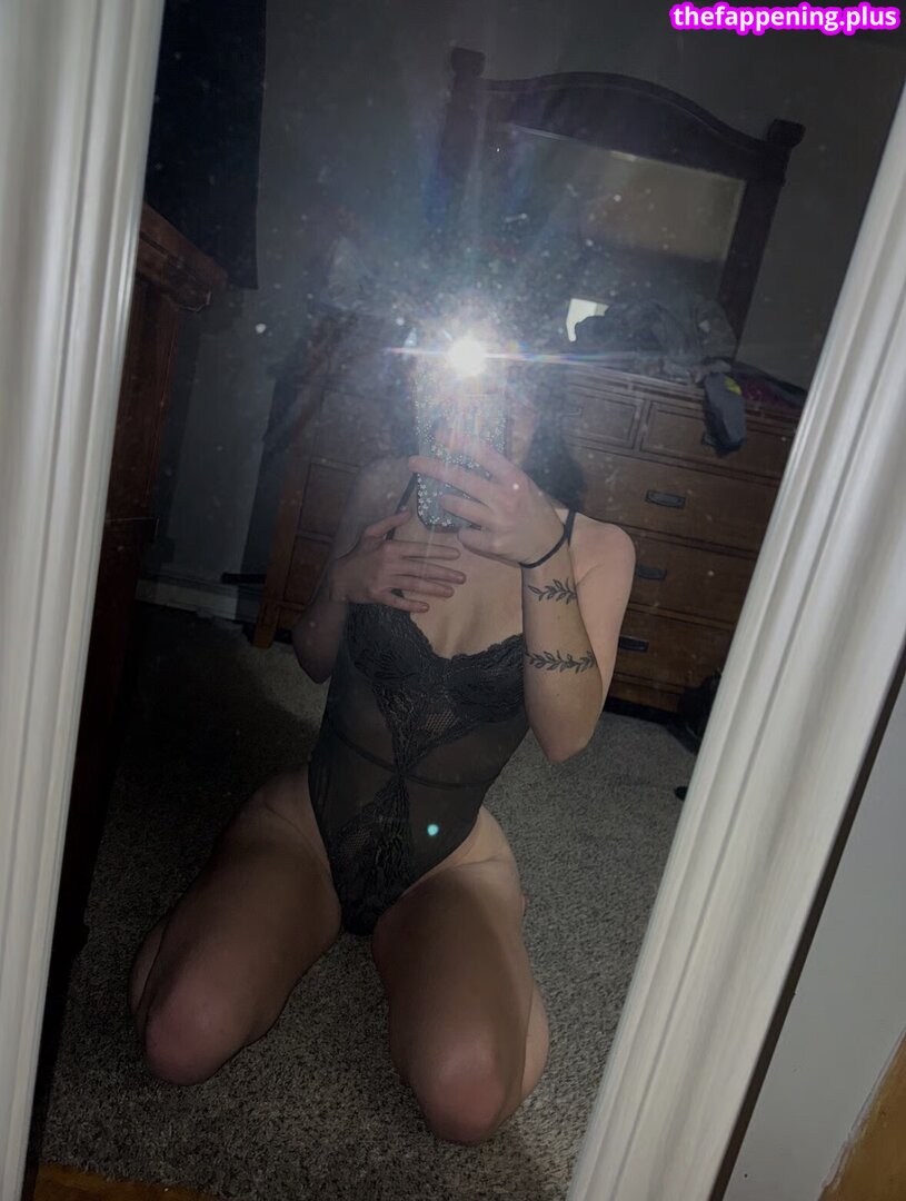 Aalli / alliyah.reid85 / alliyah_r85 Naken OnlyFans Foto #12