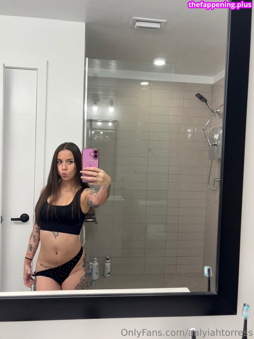 Itsthesaiint / aalyiahtorres / aalyiahtorress Nacktes OnlyFans Foto #18