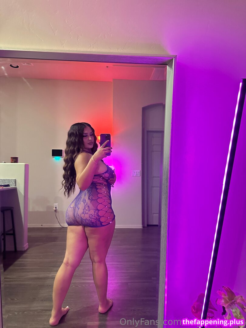 aangelique__ / nevaehramirez_6 Nude OnlyFans Photo #7