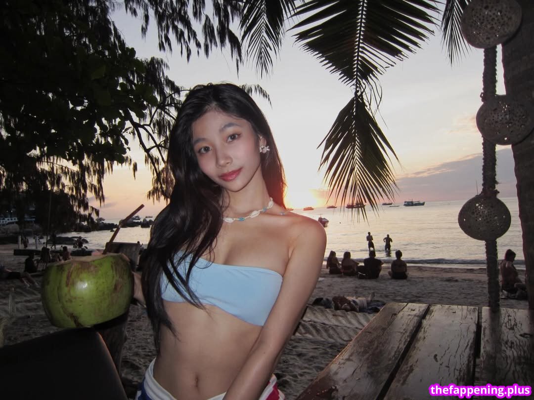 Saipetch B. / aaomhelloo Meztelen OnlyFans Fotó #157