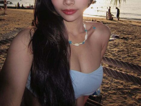 Full leaked Aaomhelloo private onlyfans photo