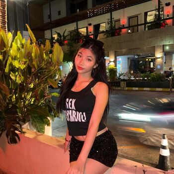 Full leaked Aaomhelloo page private onlyfans photo