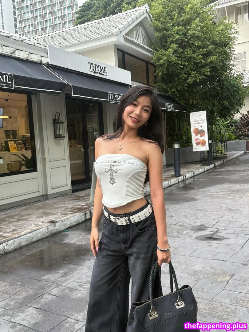Saipetch B. / aaomhelloo Foto OnlyFans Nua #204