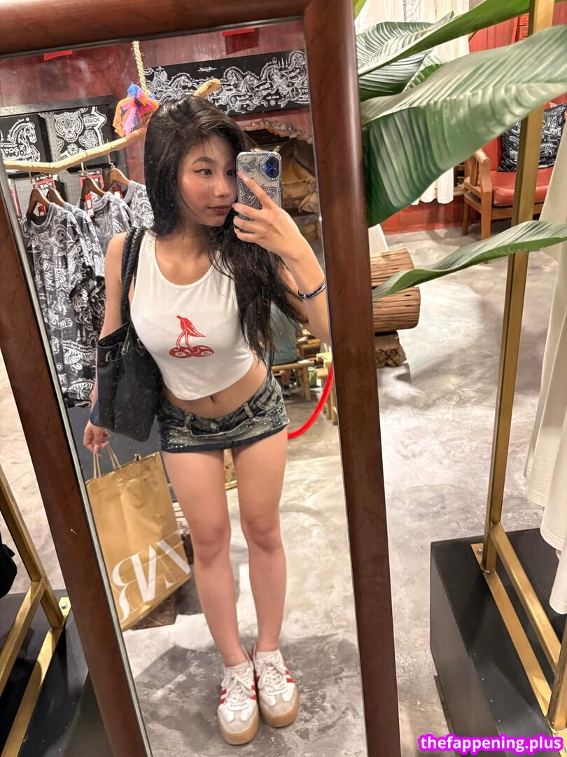 Saipetch B. / aaomhelloo Foto OnlyFans Desnuda #212