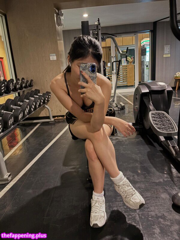 Saipetch B. / aaomhelloo Çıplak OnlyFans Fotoğrafı #245