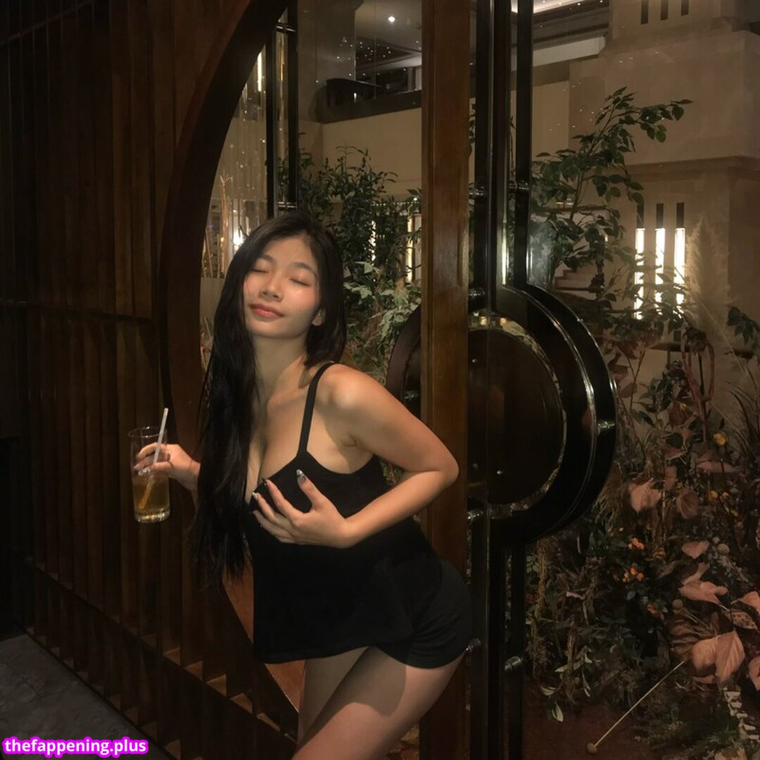 Saipetch B. / aaomhelloo Çıplak OnlyFans Fotoğrafı #323