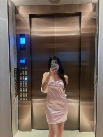 Full leaked Aaomhelloo page private onlyfans photo
