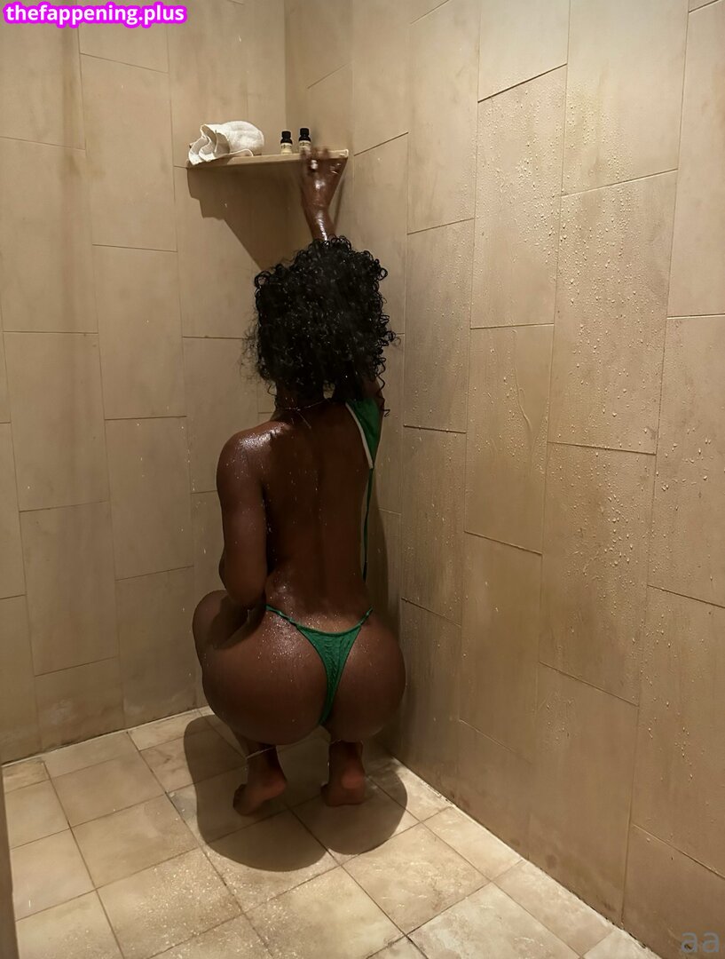 Aarohi Allegre / aarohiallegre / favicon.ico / https: / littlerohi / urgoddessrohi Naakte OnlyFans Foto #7