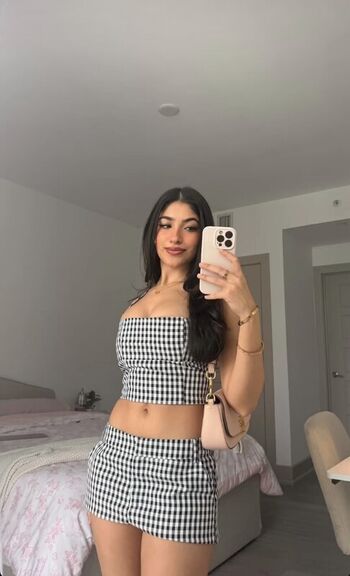Full leaked Aashna kalwani private onlyfans photo