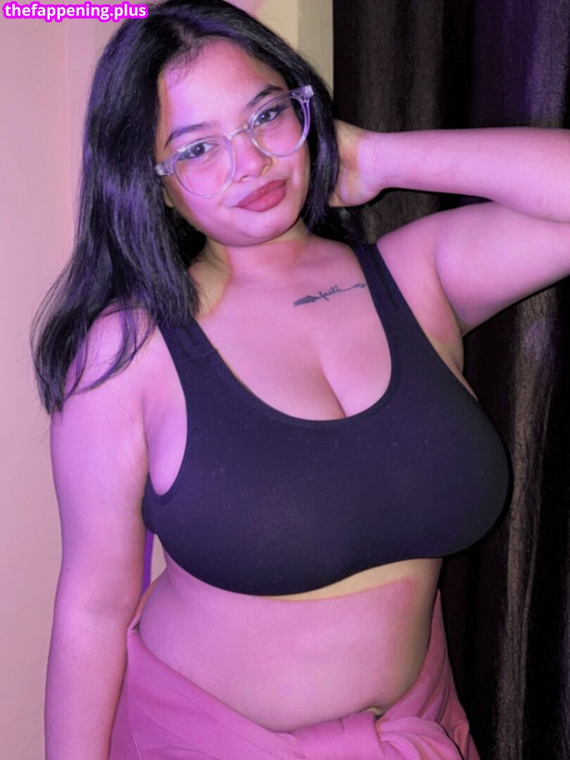 Aastha Singh / aasthaaax / voidedfiction / yaar.aasthaa नग्न OnlyFans फोटो #28