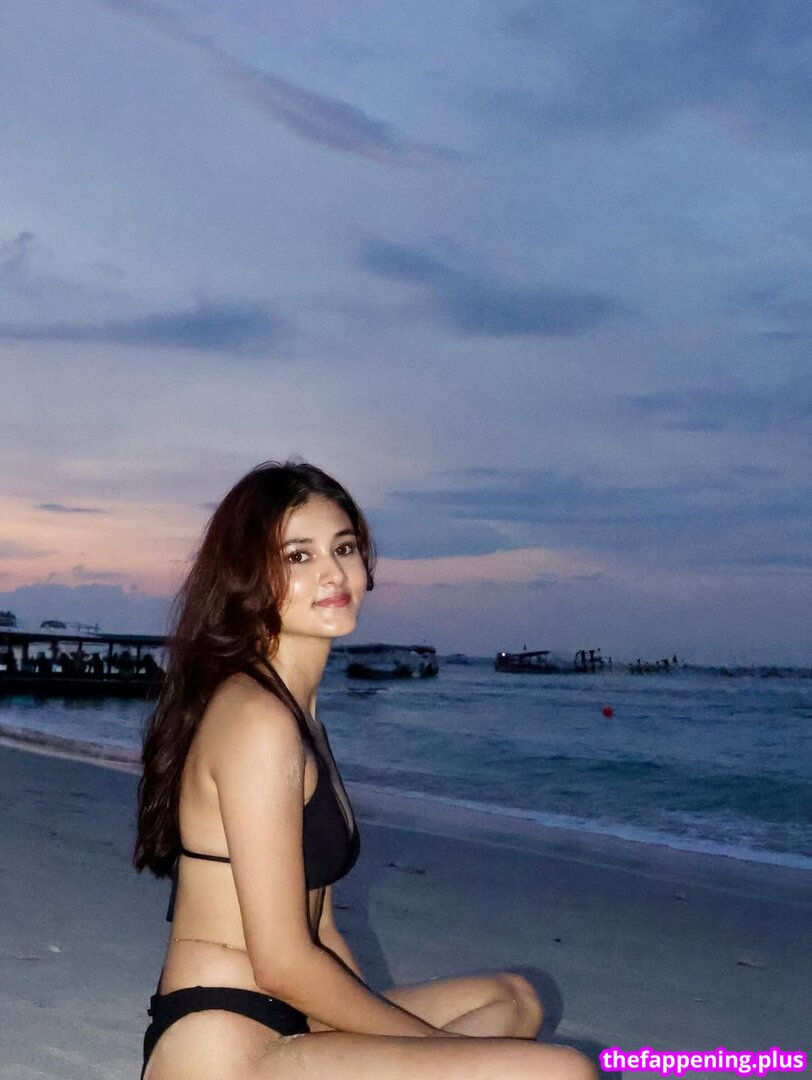 Aayushi Verma / aayushiivermaa Naakte OnlyFans Foto #23