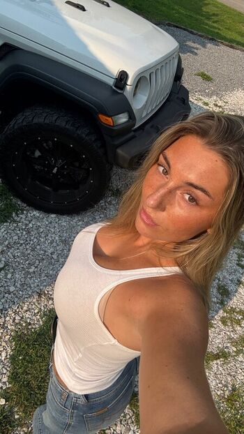 Full leaked Abbey wilson private onlyfans photo