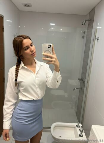 Full leaked Abbie wells private onlyfans photo