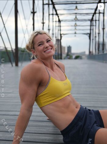 Full leaked Abbiedomit private onlyfans photo